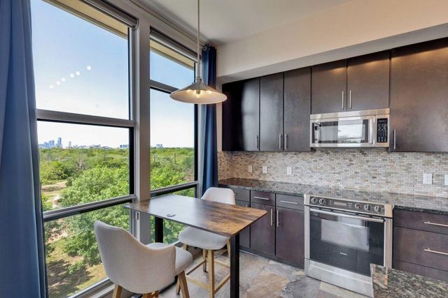 1320 Robert Browning ST 409, Austin, TX 78723