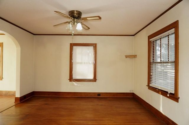 204 9th Avenue, Charles City, IA 50616