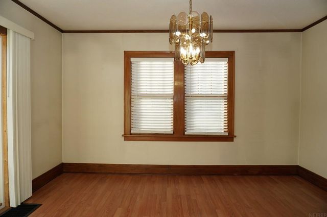 204 9th Avenue, Charles City, IA 50616