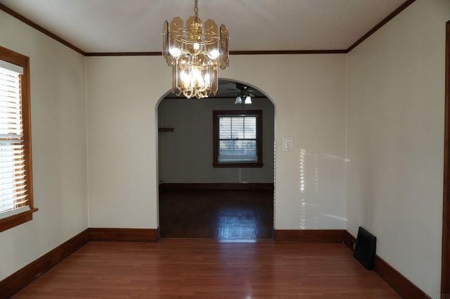 204 9th Avenue, Charles City, IA 50616