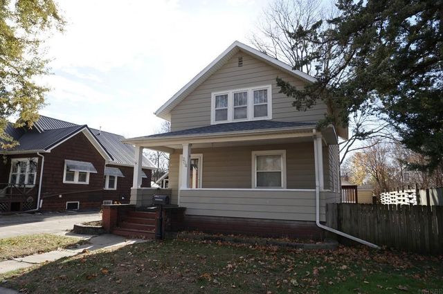 204 9th Avenue, Charles City, IA 50616