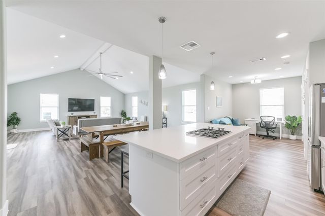 16630 Jean Lafitte Road, Galveston, TX 77554