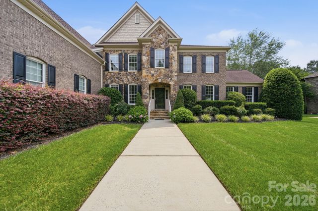 6009 Autumn Blossom Lane, Waxhaw, NC 28173
