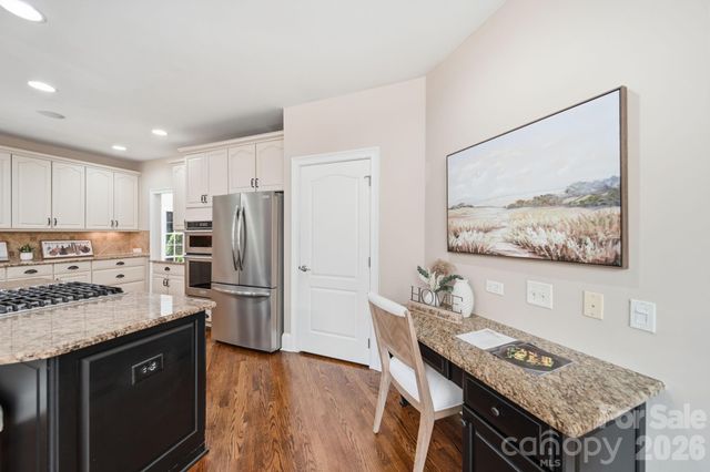 6009 Autumn Blossom Lane, Waxhaw, NC 28173