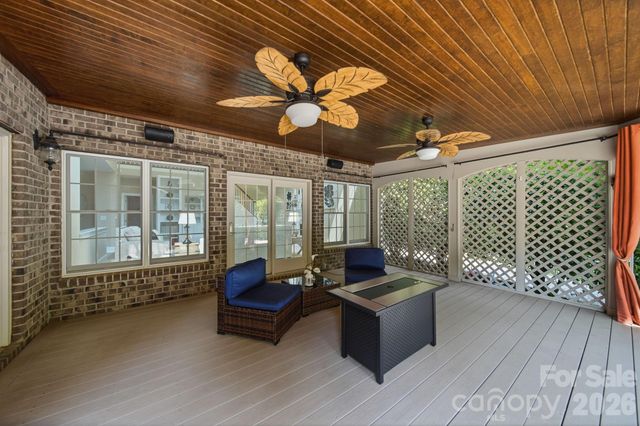 6009 Autumn Blossom Lane, Waxhaw, NC 28173