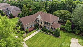 6009 Autumn Blossom Lane, Waxhaw, NC 28173