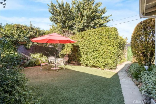 19835 Covello, Winnetka, CA 91306