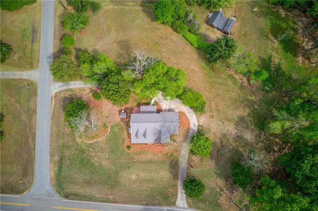 1554 Maddox Road, Hoschton, GA 30548