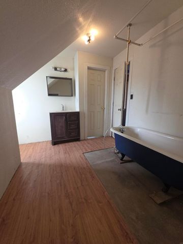 302 W Main Street, Klamath Falls, OR 97601