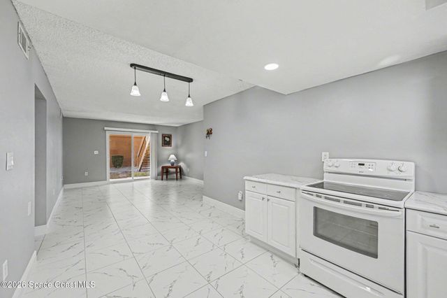 101 Bristol Lane 101, Melbourne, FL 32935