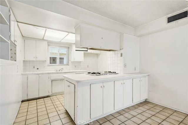 13331 Safford, Garden Grove, CA 92843