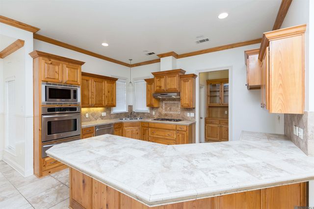 35397 Oak Haven Ave, Geismar, LA 70734