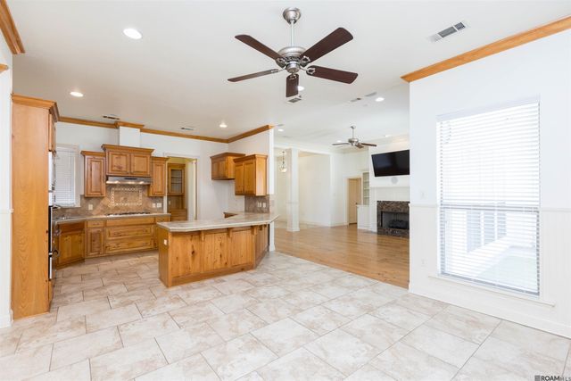 35397 Oak Haven Ave, Geismar, LA 70734