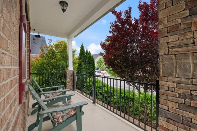 2120 Hickory Brook Dr, Hermitage, TN 37076