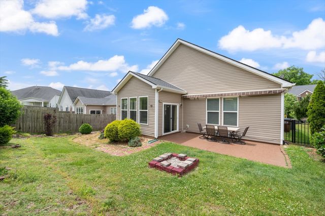 2120 Hickory Brook Dr, Hermitage, TN 37076