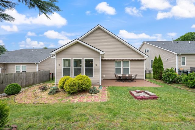 2120 Hickory Brook Dr, Hermitage, TN 37076