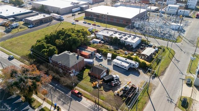 916 W 25th ST, Norfolk, VA 23517