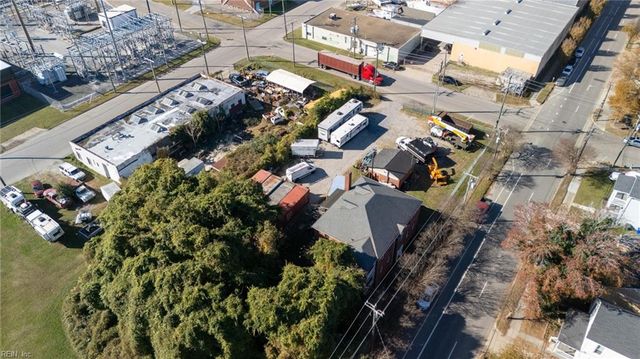 916 W 25th ST, Norfolk, VA 23517