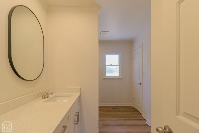 2711 Wood Street, Jonesboro, AR 72401