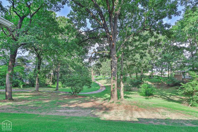 2711 Wood Street, Jonesboro, AR 72401
