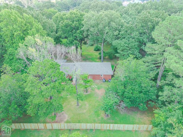 2711 Wood Street, Jonesboro, AR 72401