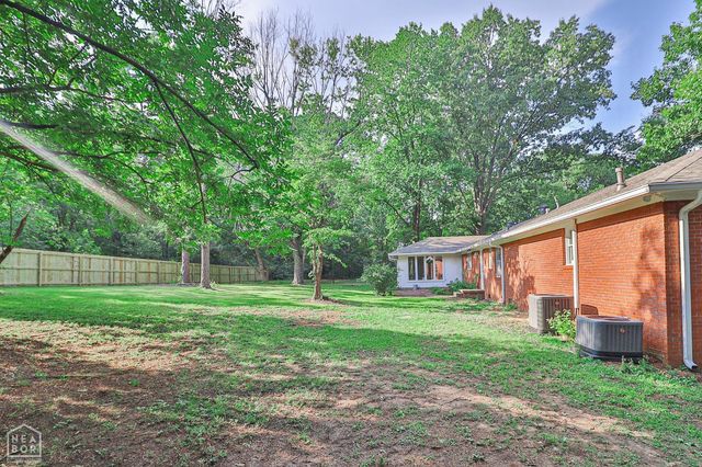 2711 Wood Street, Jonesboro, AR 72401