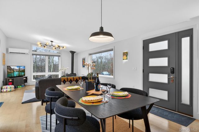 119 Lenni Lenape Road, Narrowsburg, NY 12764