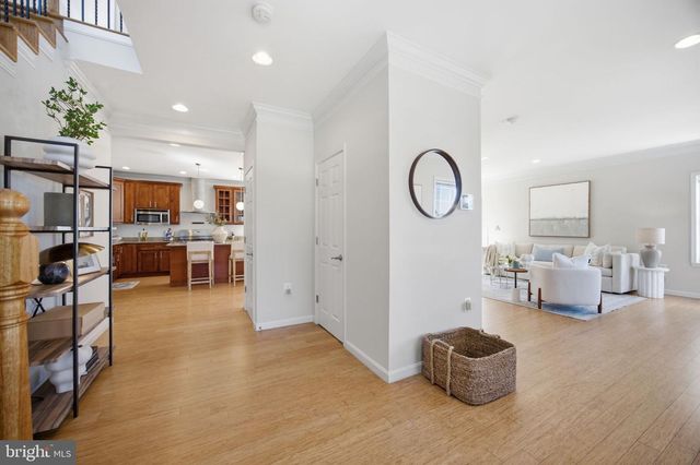 4327 8TH ST NW, Washington, DC 20011