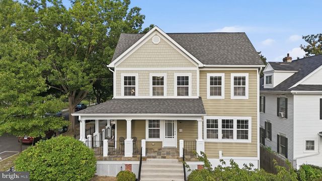 4327 8TH ST NW, Washington, DC 20011
