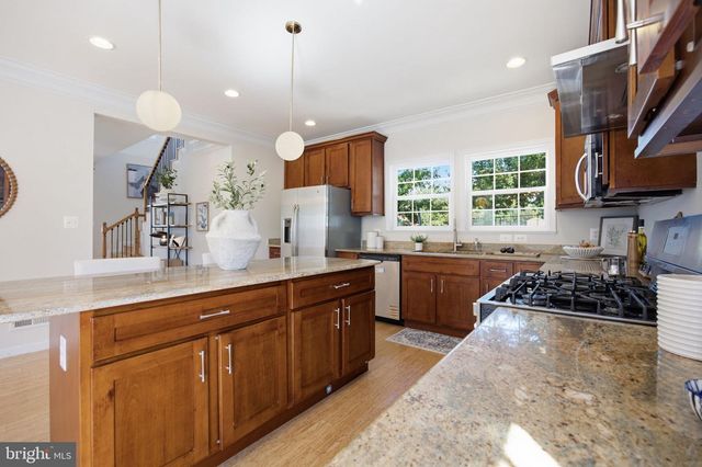 4327 8TH ST NW, Washington, DC 20011