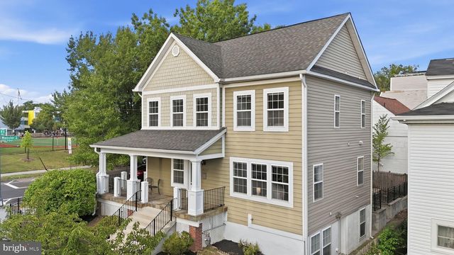 4327 8TH ST NW, Washington, DC 20011