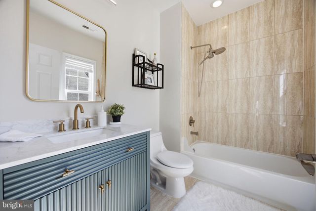 4327 8TH ST NW, Washington, DC 20011