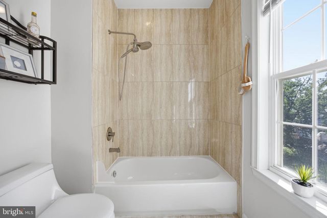 4327 8TH ST NW, Washington, DC 20011