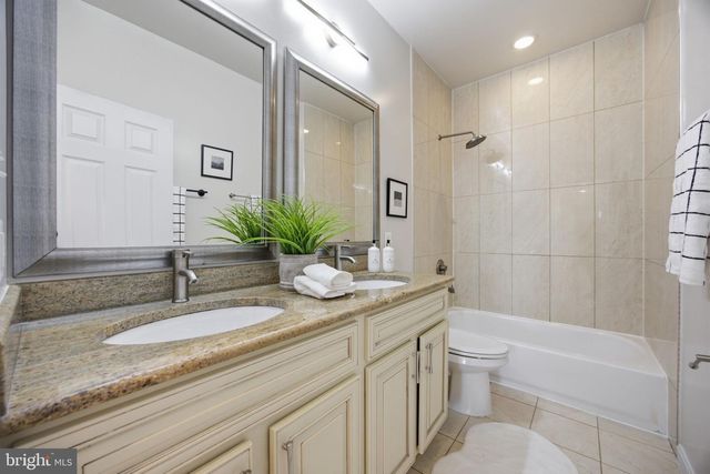 4327 8TH ST NW, Washington, DC 20011