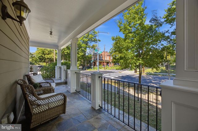 4327 8TH ST NW, Washington, DC 20011