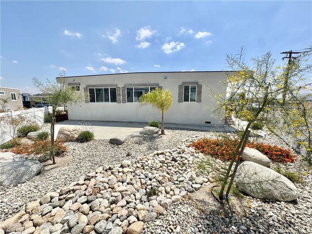 1134 Villa Calimesa 26, Calimesa, CA 92320