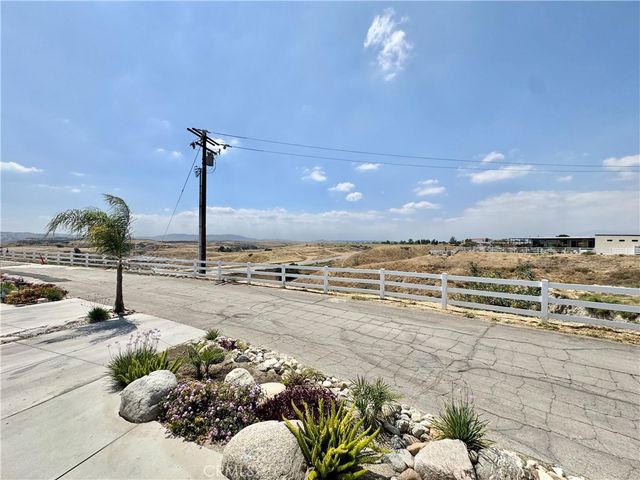 1134 Villa Calimesa 26, Calimesa, CA 92320