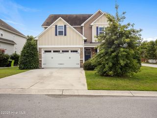 100 Abaco Drive, Cedar Point, NC 28584