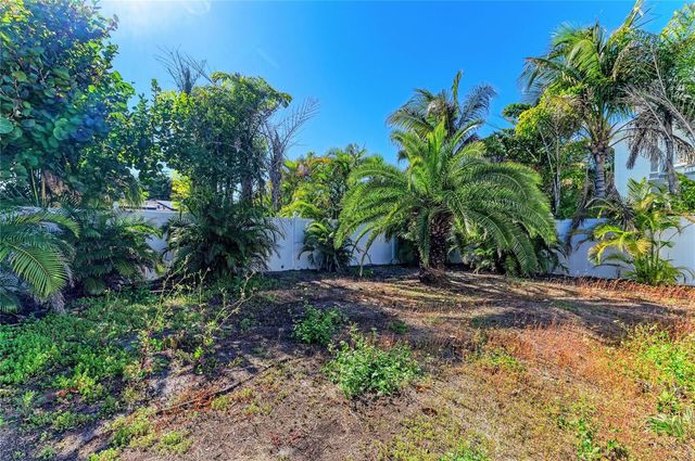 872 NORTH SHORE DRIVE, Anna Maria, FL 34216