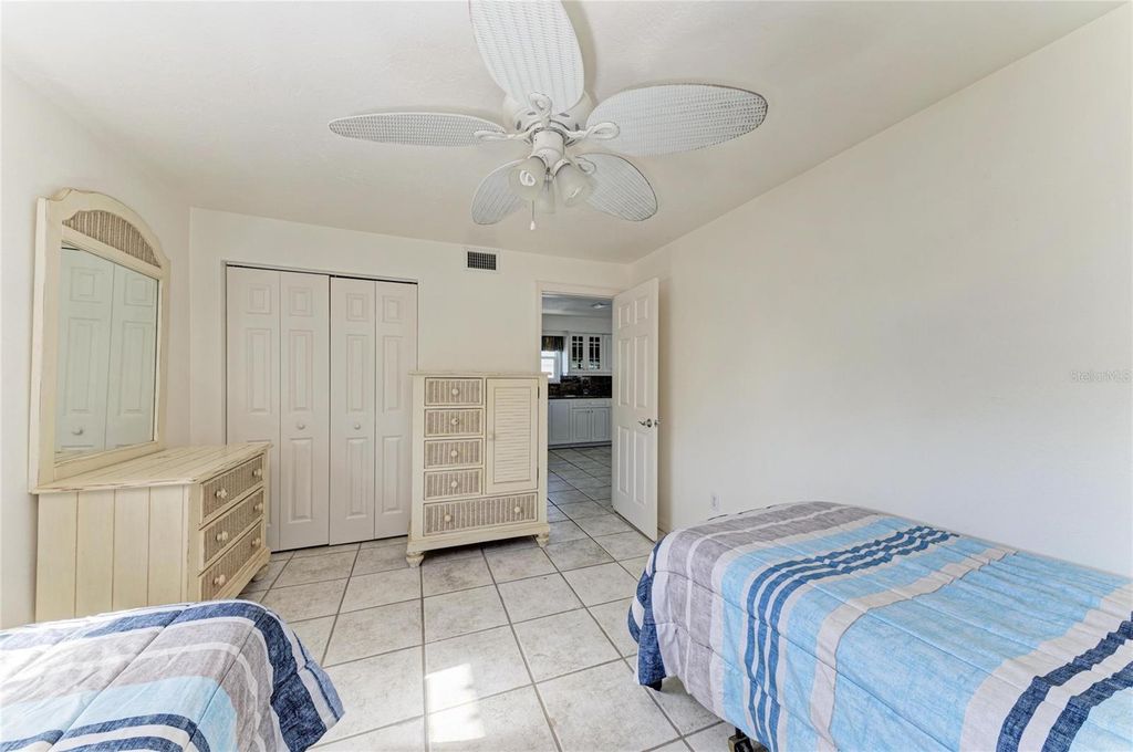 Image 18 of property listing at 872 NORTH SHORE DRIVE, Anna Maria, FL 34216