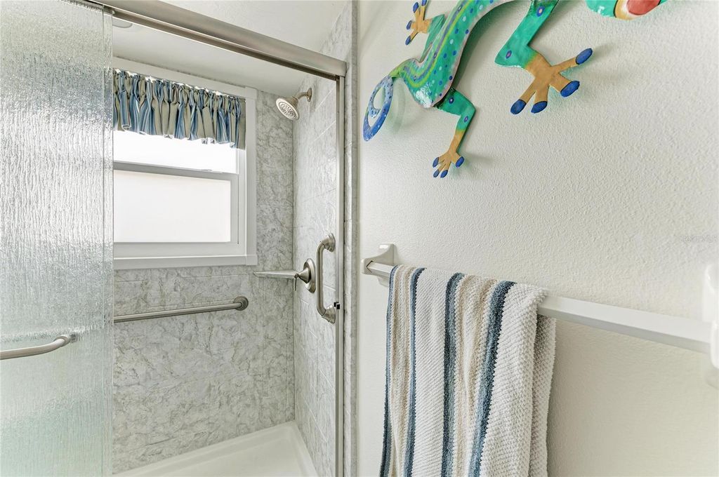 Image 20 of property listing at 872 NORTH SHORE DRIVE, Anna Maria, FL 34216