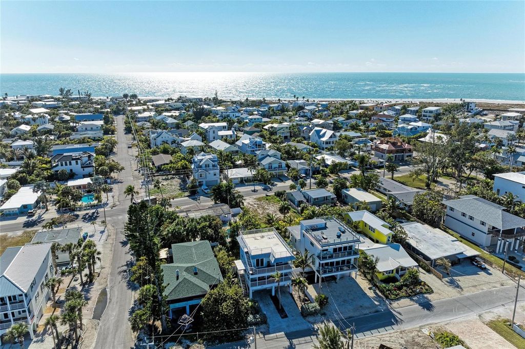 Image 51 of property listing at 872 NORTH SHORE DRIVE, Anna Maria, FL 34216