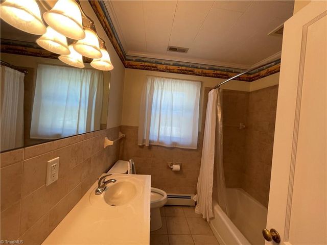 305 Laurel Hill Drive, Burlington, NC 27215