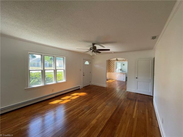 305 Laurel Hill Drive, Burlington, NC 27215