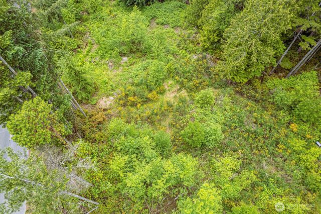811 Herron Road SW, Lakebay, WA 98349