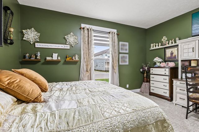 515 N West Street, Tipton, IN 46072