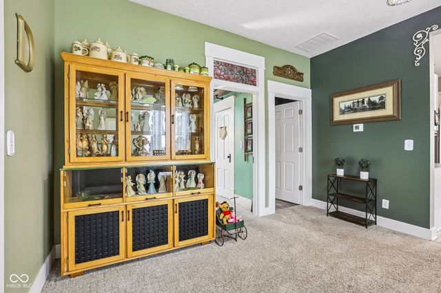 515 N West Street, Tipton, IN 46072