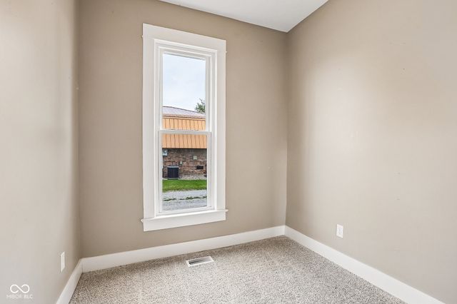 515 N West Street, Tipton, IN 46072
