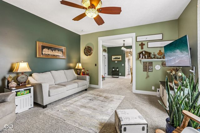 515 N West Street, Tipton, IN 46072