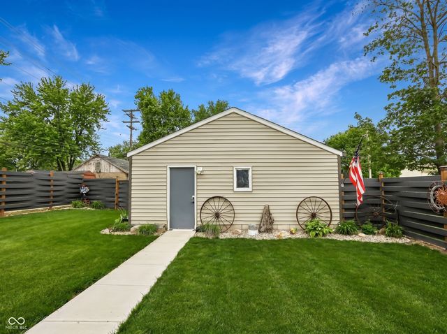 515 N West Street, Tipton, IN 46072